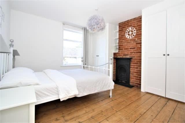 Cosy 2 Bedroom Victorian Townhouse In The Town Centre Bury St. Edmunds Екстериор снимка